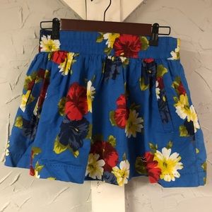 Hollister mini skirt medium blue floral